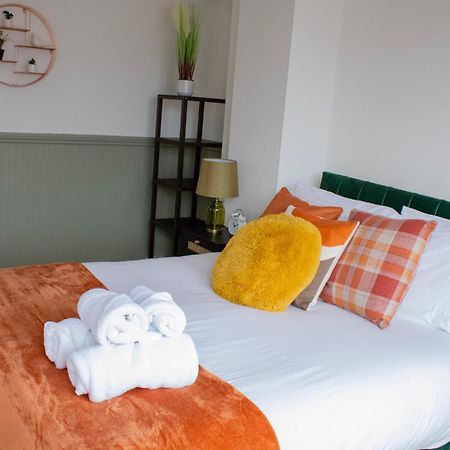 Harvard House, Stylish 3 Bedroom House In Solihull 5 Mins To The Nec, Bhx ,Jlr With Free Parking Birmingham Ngoại thất bức ảnh