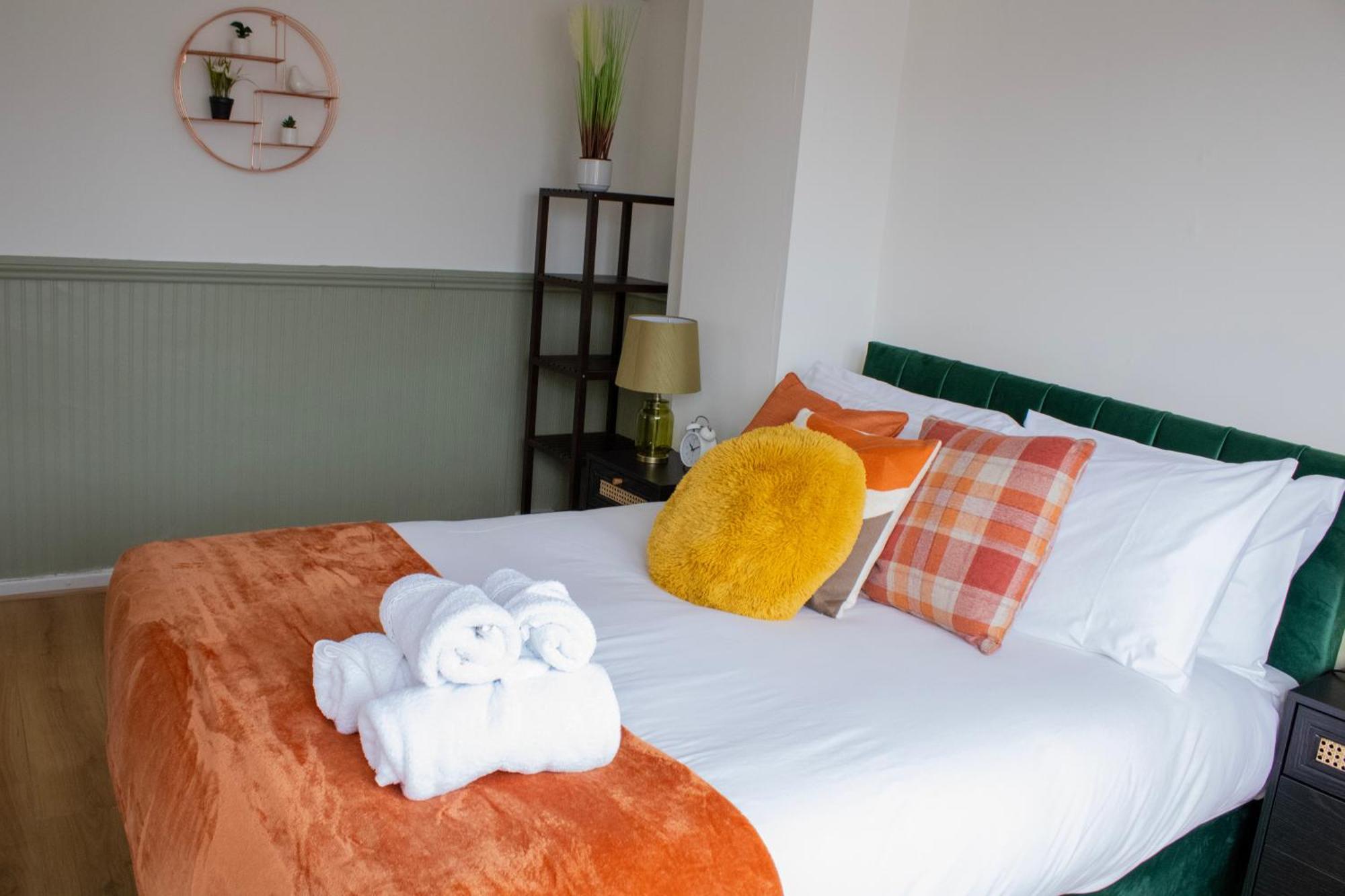 Harvard House, Stylish 3 Bedroom House In Solihull 5 Mins To The Nec, Bhx ,Jlr With Free Parking Birmingham Ngoại thất bức ảnh