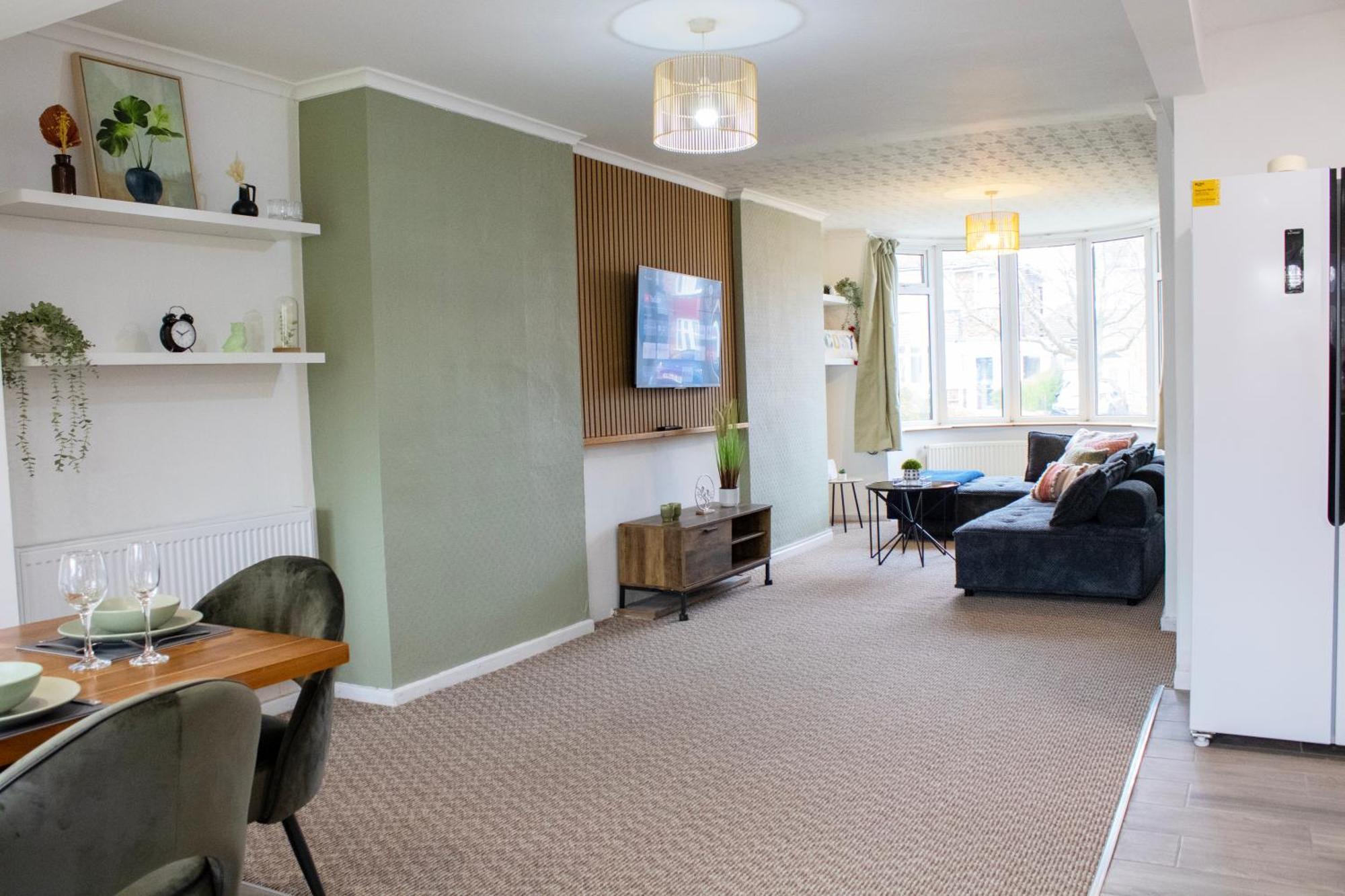 Harvard House, Stylish 3 Bedroom House In Solihull 5 Mins To The Nec, Bhx ,Jlr With Free Parking Birmingham Ngoại thất bức ảnh